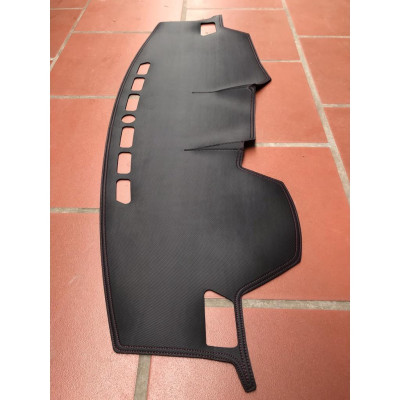 Thảm taplo da vân carbon cao cấp Toyota Raize 2021 - 2022