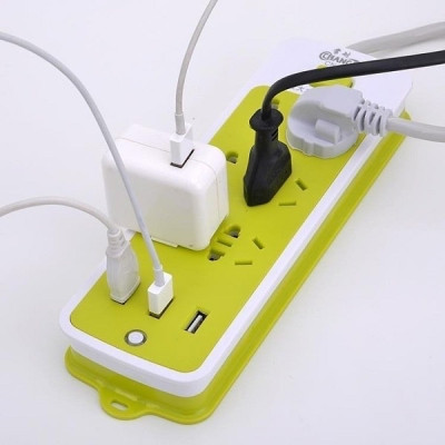 Phụ kiện tiện ích - Ổ cắm điện đa năng chống giật ,có 9 ổ cắm và 3 cổng sạc USB ,tự động ngắt khi quá tải ,sử dụng cho nhiều thiết bị cùng 1 lúc ,có lỗ treo tiện lợi