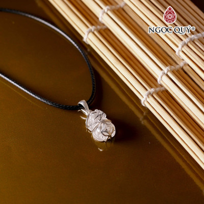 Mặt dây chuyền tỳ hưu tóc đen bọc bạc 16x10mm mệnh thủy, mộc - Ngọc Quý Gemstones