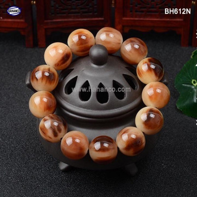 Vòng Tay sừng bò Châu Phi màu vân nưa (BH612N) Giúp Tâm Bạn Tĩnh - Sức Khỏe Bình An - Tài Lộc - Bracelet of HAHANCO