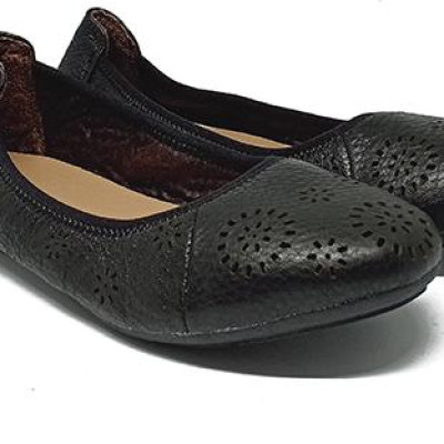 Giày nữ hoa văn Huy Hoàng da bò màu đen HT7948