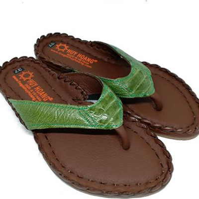 Dép nữ Huy Hoàng da đà điểu màu xanh lá HT7411