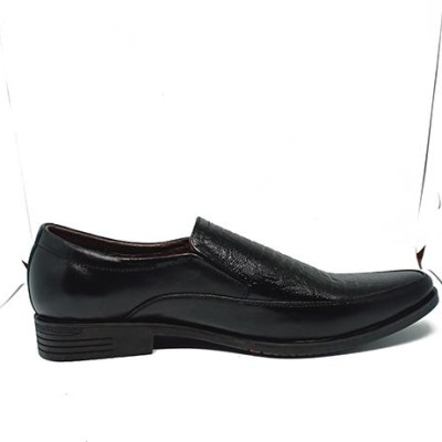 Giày nam Huy Hoàng da bò vân đà điểu màu đen HT7795