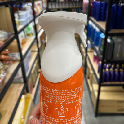 Xịt thơm và làm thẳng quần áo Bounce 3 in 1 của Mỹ chai 275g