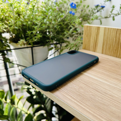 Ốp lưng Likgus lưng nhám dành cho iPhone Xs Max chống sốc tốt - hàng chính hãng
