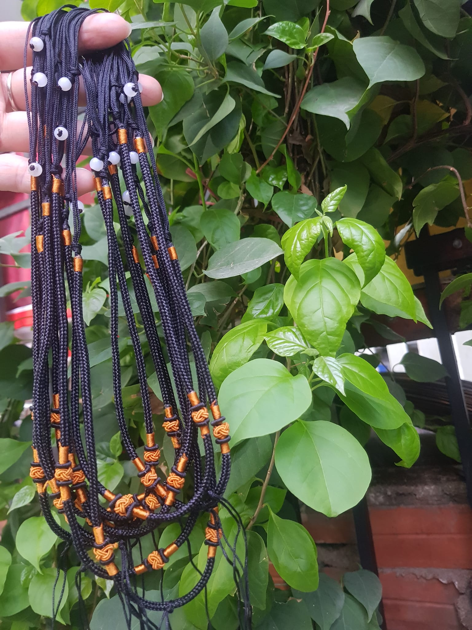 Sợi Dây ĐEN Đeo Cổ Mới Viền Họa Tiết màu Vàng 2 Bên dạng Rút đẹp Size dây dầy 3mm x dài trồng cổ Anh Chị tự chỉnh theo ý 23cm - 30cm Phối với mặt Phật, mặt dây chuyền nam nữ đeo được hết ạ