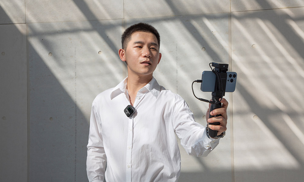 Micro Thu Âm Cài Áo Saramonic Blink900 B2 Cho Điện Thoại & Máy Ảnh – Livestream/ Quay video/ Podcast -Hàng Chính Hãng