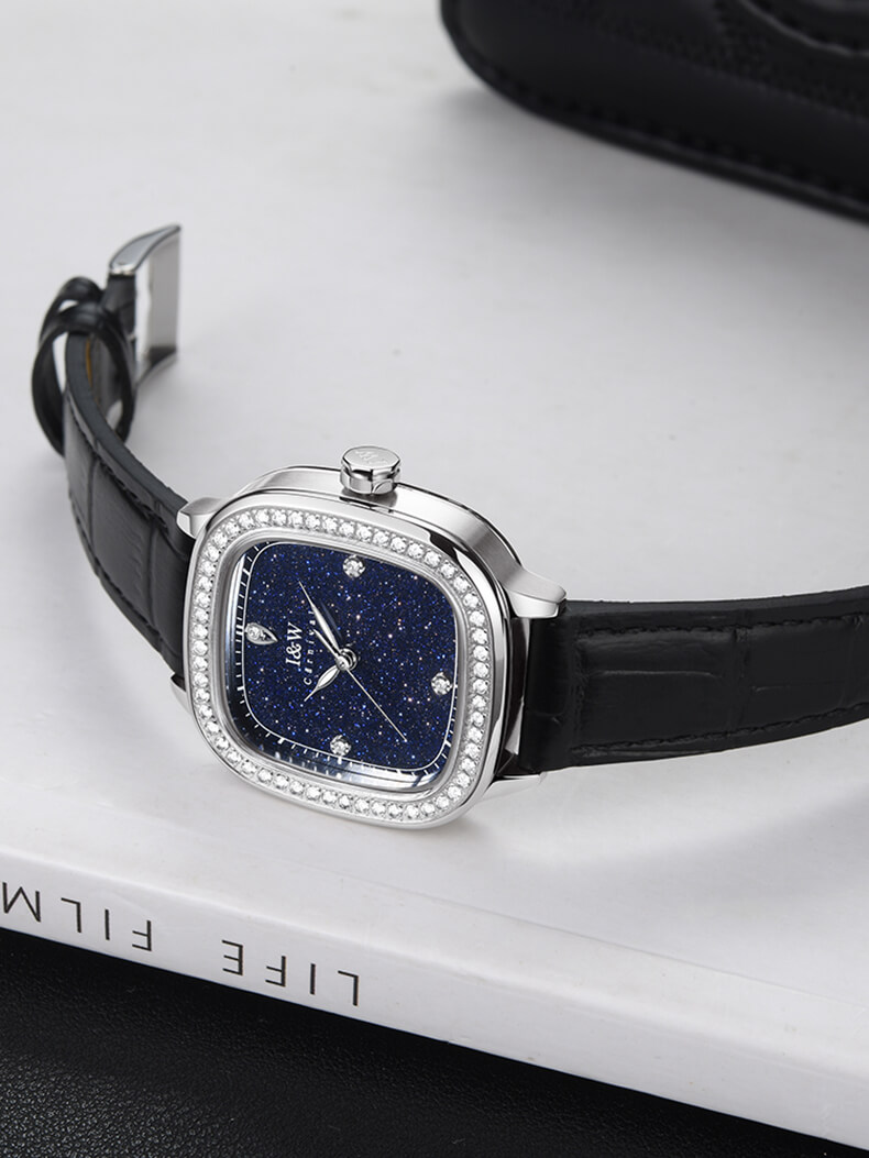 Đồng hồ nữ chính hãng I&W CARNIVAL IW632L-1 Kính sapphire ,chống xước ,Chống nước 30m ,Bảo hành 24 tháng,Máy điện tử(Pin),dây da cao cấp, thiết kế đơn giản dễ đeo