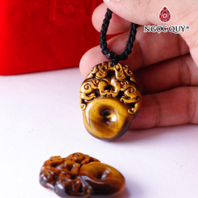 Mặt dây chuyền cặp tỳ hưu tọa đồng điếu đá mắt hổ vàng nâu mệnh thổ, kim - Ngọc Quý Gemstones