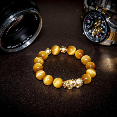 Vòng Tay Phong Thủy Nam Đá Mắt Hổ Vàng Thiên Nhiên Vip VN003 Mạng Thổ - Kim Tài Lộc