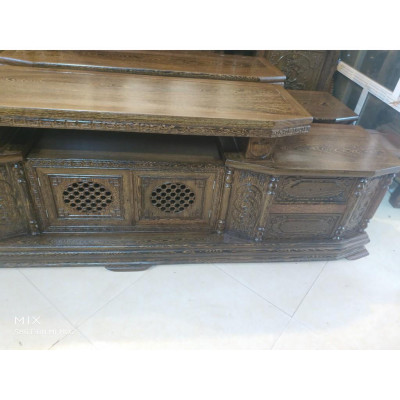 kệ tivi vát gỗ mun đuôi công