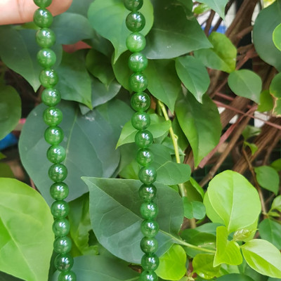 Chuỗi đeo Cổ Đá Ngọc Phật tự nhiên đẹp hay ngọc bích Size hạt 8mm Màu xanh ngọc bích bóng đẹp món quà tặng ý nghĩa cho mình và người thân đeo đẹp xanh nhẹ nhàng mát xanh tươi ạ