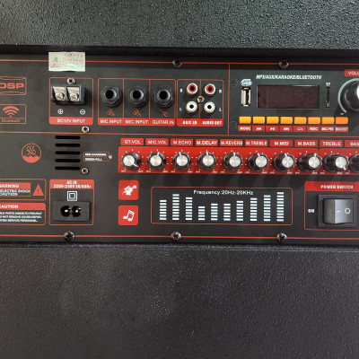 Loa Kéo Di Động Karaoke Bass 40 U.B.L LK-40U80 (800W) 4 Tấc - Màu Ngẫu Nhiên - Chính Hãng