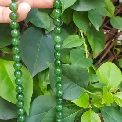 Chuỗi đeo Cổ Đá Ngọc Phật tự nhiên đẹp hay ngọc bích Size hạt 8mm Màu xanh ngọc bích bóng đẹp món quà tặng ý nghĩa cho mình và người thân đeo đẹp xanh nhẹ nhàng mát xanh tươi ạ