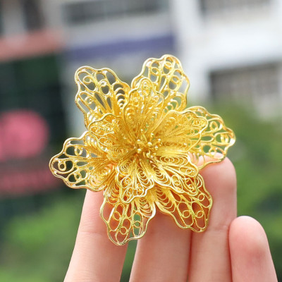 Hoa cài áo mạ vàng 24K - Quà tặng cao cấp cho nữ