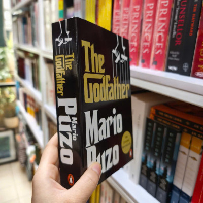 Sách - The Godfather by Mario Puzo - The classic bestseller that inspired the legendary film - Sách tiếng anh, bìa mềm