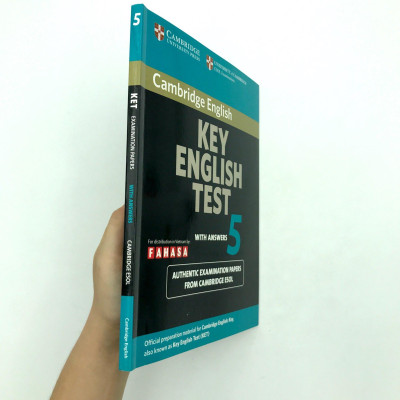 Key English Test 5 with Answers Reprint Edition - Cambridge