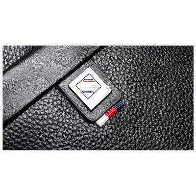 Túi đeo chéo nam DA BÒ THẬT - BEE GEE DCN9425