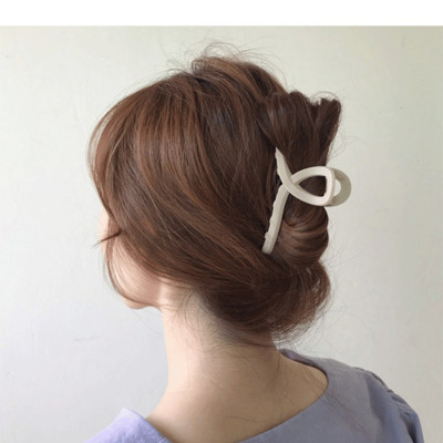  Kẹp Tóc Càng Cua Hàn Quốc Dễ Thương Với Thiết Kế Tinh Tế KT18