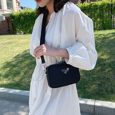 Túi đeo chéo nữ phong cách dễ thương – DCNU1013