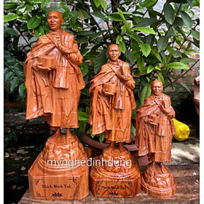 Tượng thầy thích minh tuệ bằng gỗ hương đá kt cao 50cm