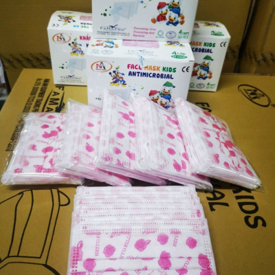 Hộp 50 Khẩu Trang Trẻ Em Kháng Khuẩn FAMAPRO 4 Lớp