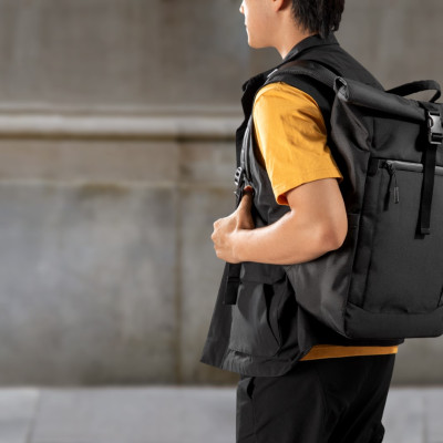 Balo Du Lịch Laptop 15.6 Inch TOMTOC DAYPACK T61 Dành Cho MacBook 16 Inch Sức Chứa 23L - Hàng Chính Hãng