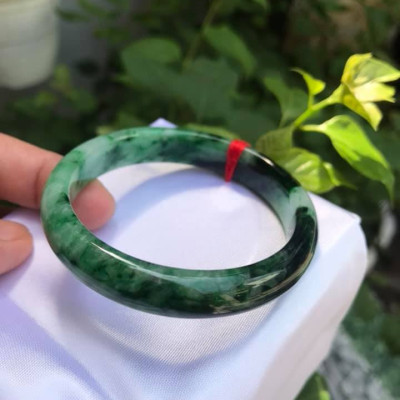 VÒNG ĐÁ CẨM THẠCH HẸ SƠN THỦY LIỀN KHỐI NI 52 100% THIÊN NHIÊN MÀU XANH SƠN THỦY VÂN ĐẬM NHẠT NỮ 50KG - 60KG ĐEO ĐẸP TAY Ạ