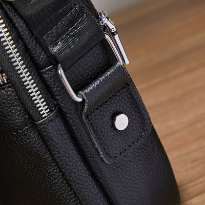 Túi đeo chéo nam DA BÒ THẬT phong cách mới  - BEE GEE DCN9284