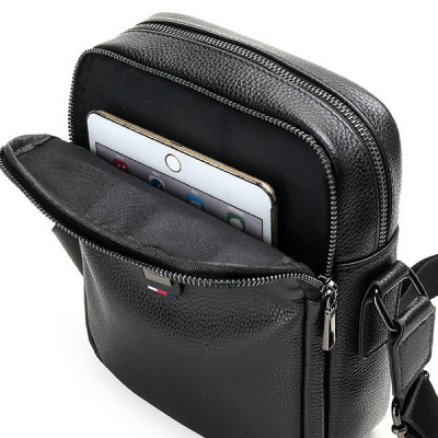 Túi đeo chéo nam DA BÒ THẬT - BEE GEE DCN9425