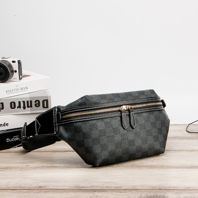 Túi đeo chéo nam phong cách mới  - BEE GEE DCN9299