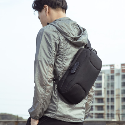 Túi Đeo Chéo Khóa Số Thông Minh REEYEE RY208B - Hàng Chính Hãng