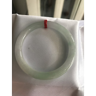 Vòng tay nữ đá Cẩm Thạch tự nhiên mới Tr Lý T Sao 48mm x chột 7mm màu trắng bóng xanh lý nhẹ đều hợp nữ tay nhỏ mệnh Kim Thủy 35kg - 48kg đeo đẹp xinh tay may mắn tốt cho công việc quà tặng nữ ý nghĩa ạ