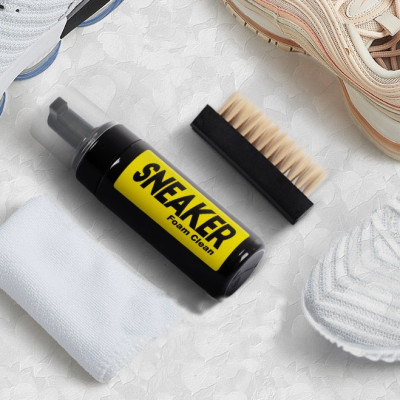 Bộ Vệ Sinh Giày Dép Làm Sạch Chuyên Sâu Giặt Giày gồm 1 bình xịt tạo bọt dung tích 150ml, 1 khăn mềm, 1 bàn chải mềm