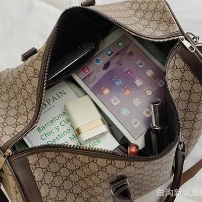 Túi xách du lịch phong cách mới - BEE GEE T1094