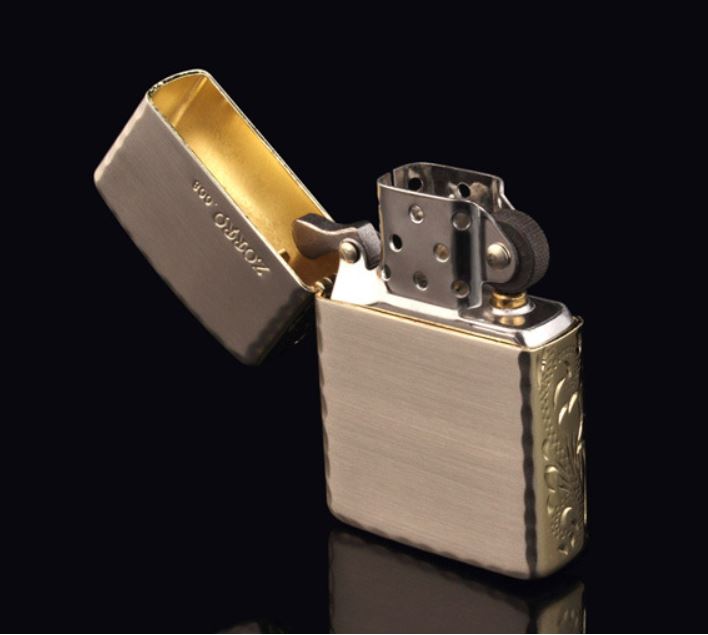 Vỏ Hột Quẹt Bật Lửa Xăng Đá Zorro Z8265 Họa Tiết Khắc Đẹp Độc Lạ - Dùng Xăng Bấc Đá Cao Cấp