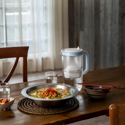 Bình lọc nước BRITA thủy tinh Glass Jug One (có sẵn 1 lõi Maxtra Pro)