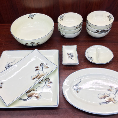 Bộ 12 Sản Phẩm Vẽ Hoa Súng Cao Cấp Bát Tràng