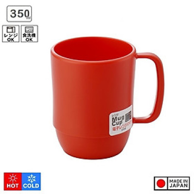 Cốc nhựa Inomata 350ml có kiểu dáng đơn giản cùng quai cầm chữ c tiện dụng, chắc chắn - nội địa Nhật Bản