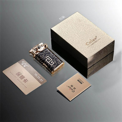 Vỏ Hột Quẹt Bật Lửa xăng đá sơn mài Chief CF018 Thiết Kế Đẹp Độc Lạ Với Nhiều Kiểu Họa Tiết Hoa Văn Sang Trọng - Dùng Xăng Bấc Đá Cao Cấp