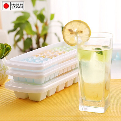 Khay làm đá có nắp đậy Inomata Ice Tray 12 viên