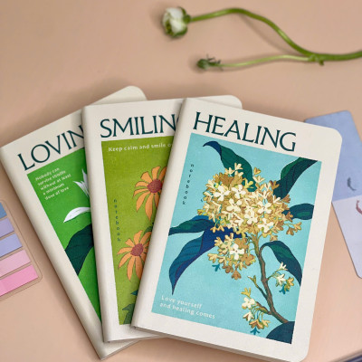 SỔ TAY BÌA DA - HÀNH TRÌNH CẢM XÚC – Lắng Nghe Và Trân Trọng Mọi Khoảnh Khắc - Nhã Nam (Mẫu Ngẫu Nhiên)