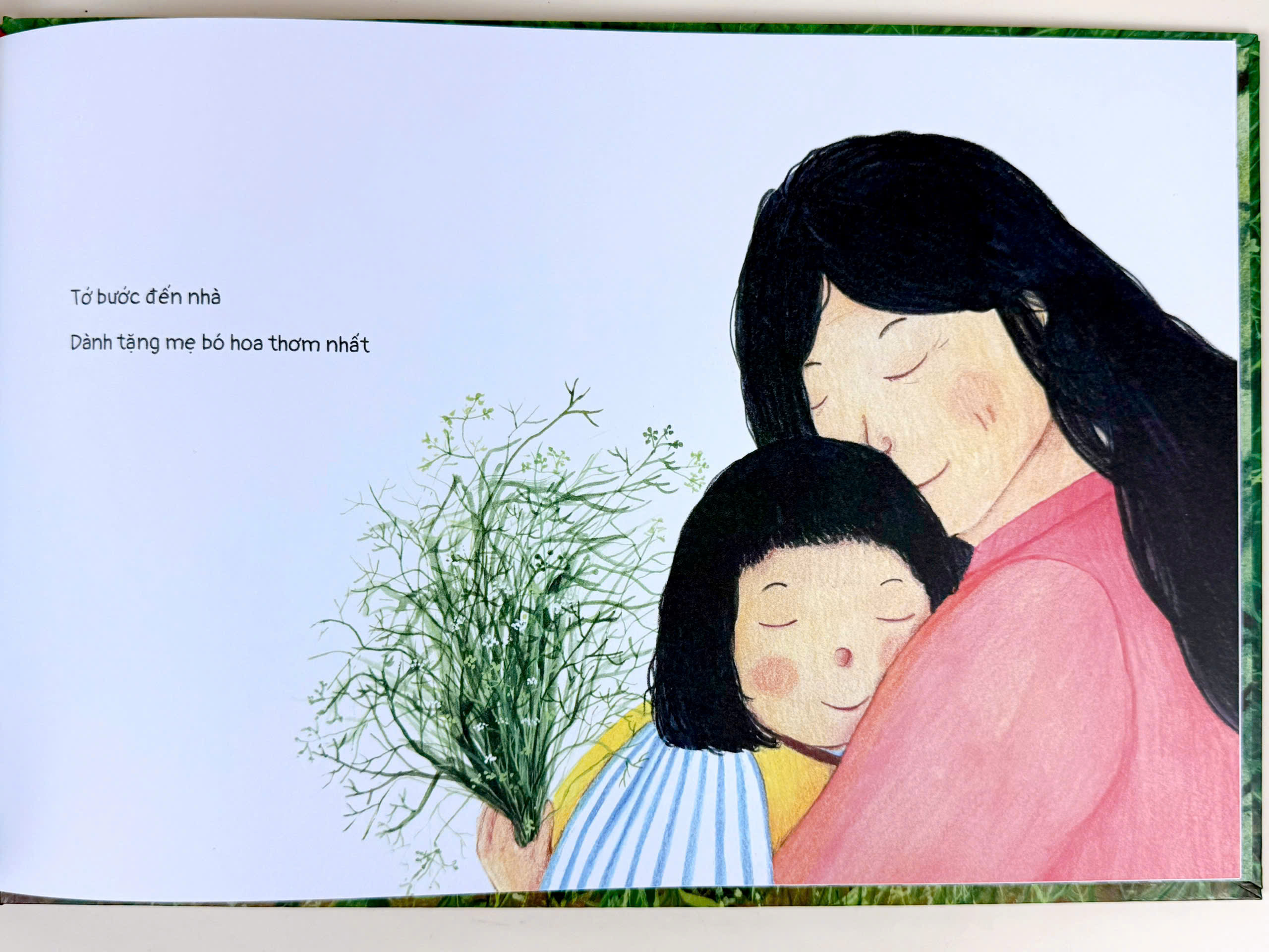 Sách - Xuân mời mặt đất nở hoa - (In màu/bìa cứng)