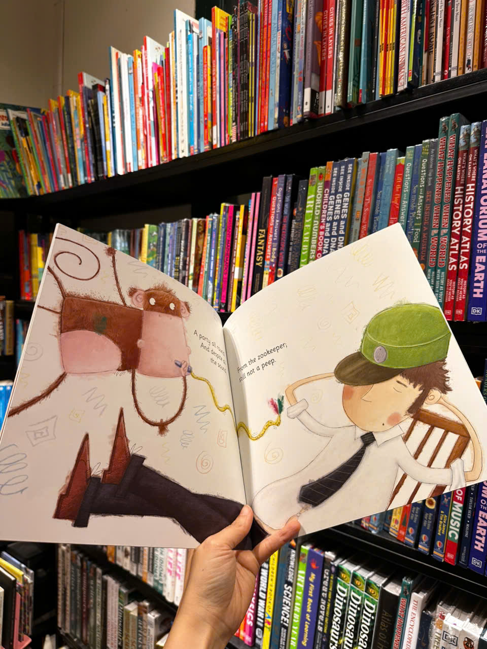 Sách - Pandamonium by Dan Crisp - Sách ngoại văn, sách thiếu nhi tiếng Anh, bìa mềm, nhập khẩu UK