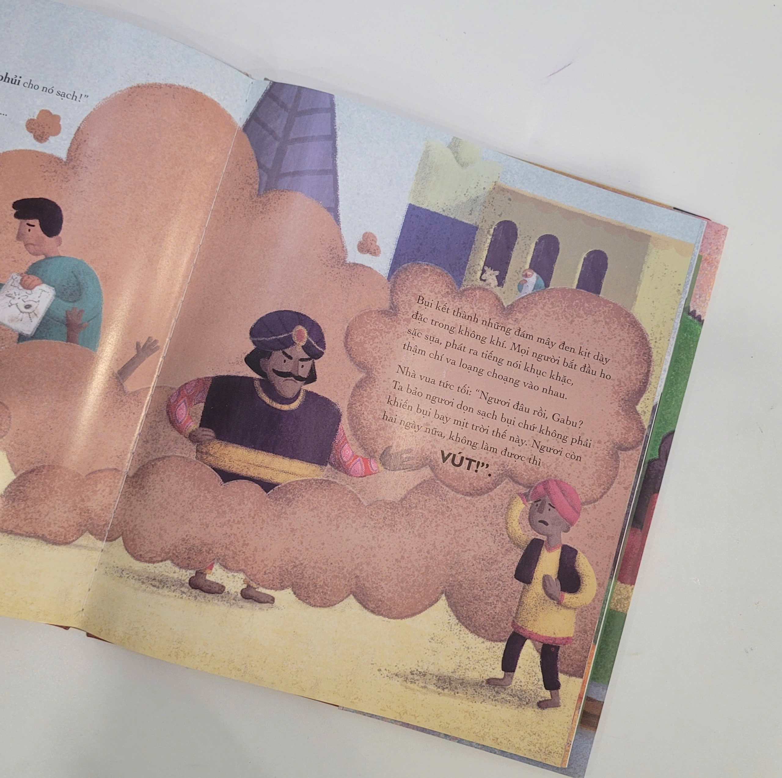 (Bìa cứng) ÔNG VUA CHÂN THỐI – Sally Pomme Clayton – Hà Thy dịch – Crabit Kidbooks – NXB Hà Nội