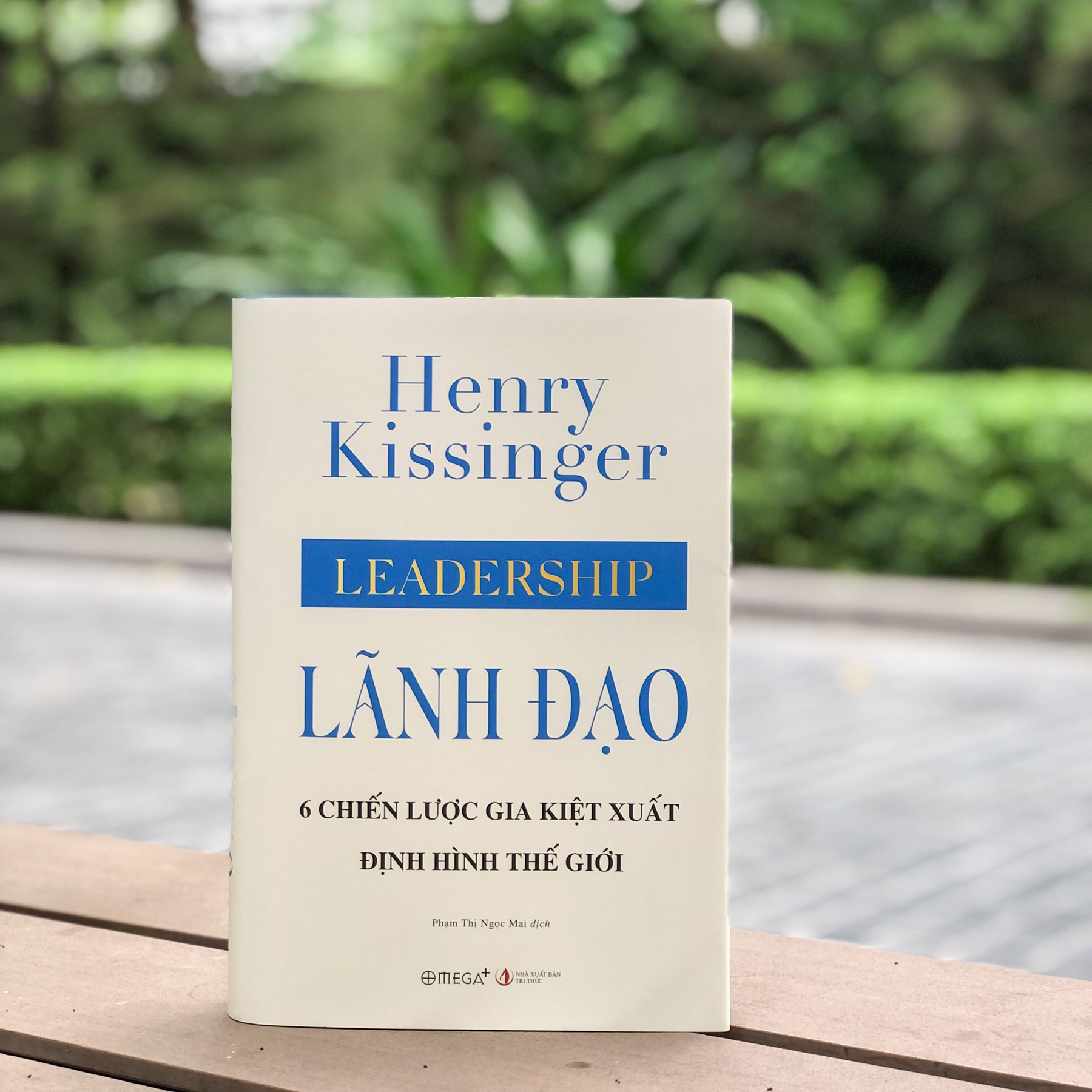 Sách: Lãnh Đạo - 6 chiến lược gia kiệt xuất định hình thế giới ( Trạm Đọc Phân Phối )