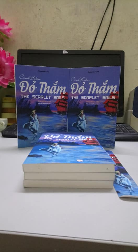 Sách Cánh Buồm Đỏ Thắm