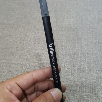 Bút Lông Kim Artline Supreme (0.4mm) - Xám