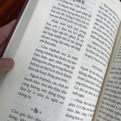 AYURVEDA – Phương Pháp y thuật cổ truyền Ấn Độ 5000 tuổi - Vasant Lad – Hoàng Lan dịch – Thái Hà books – NXB Thế Giới