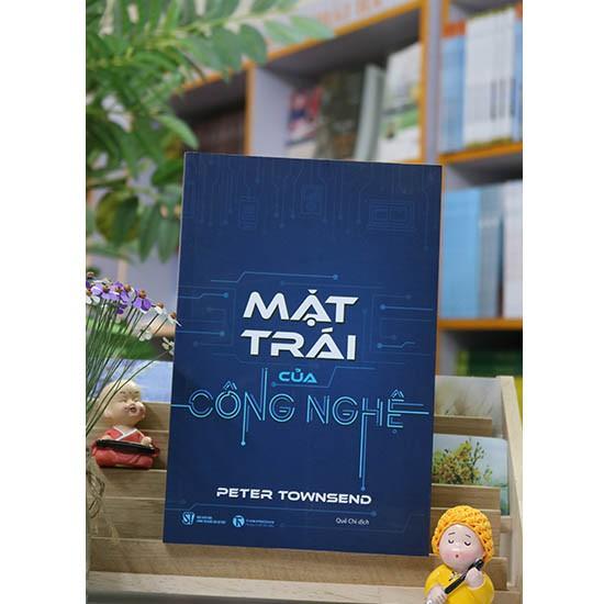 Mặt Trái Của Công Nghệ - Bản Quyền
